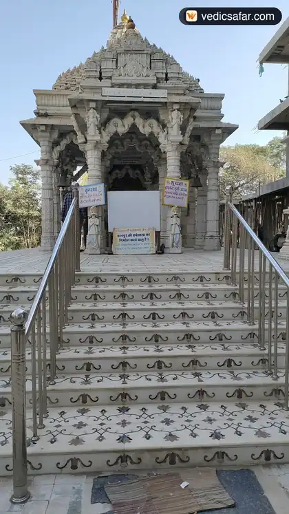 Shree Abu Taleti Jain Tirth Dharamshala photo 4