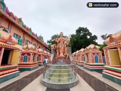 Naimisharanya / Neemsar Adichunchunagiri Mahasansthan Math (Karnataka Ashram) Dharamshala photo 4