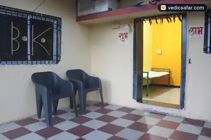 Akkalkot Banashankari Yatri Niwas photo 4