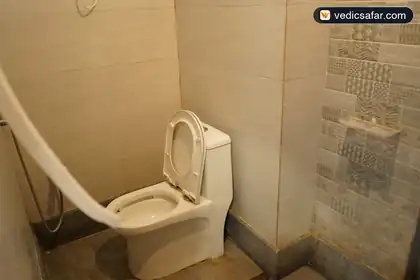 Hotel Grand Vrindavan Akkalkot photo 3
