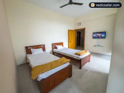 Akkalkot Punekar Bhavan photo 2