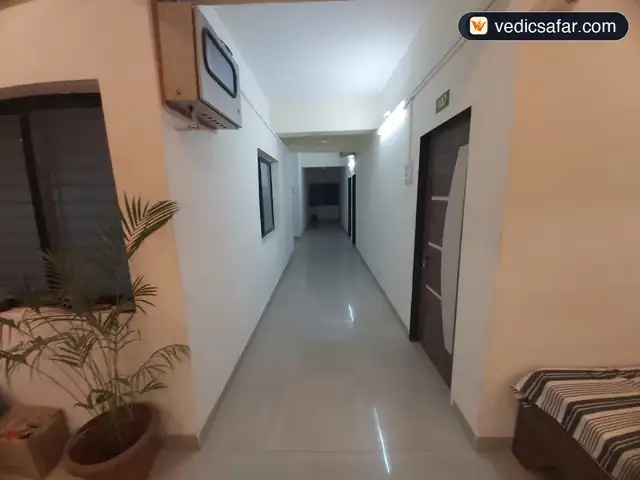 Akkalkot Samarth Yatri Niwas