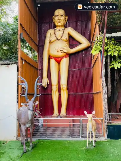 Shri Swami Samarth Annchhatra Mandal Yatri Niwas Akkalkot photo 4
