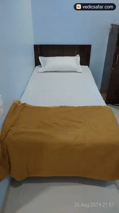 Akkalkot Shriraj Lodge photo 3