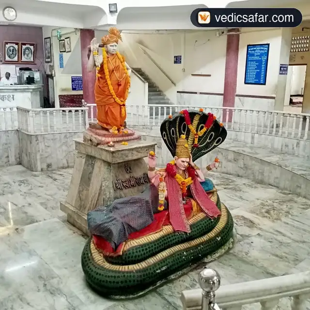 Vatvriksha Bhakta Niwas Private Trust Akkalkot