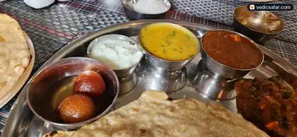 Hotel Aradhana Garden Alandi photo 2