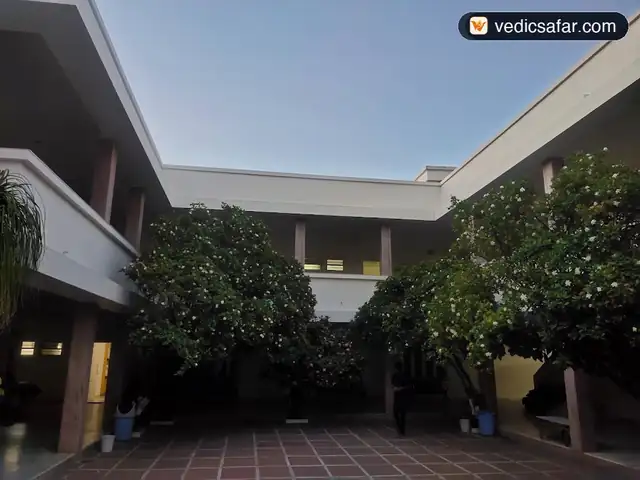 Savita Govind Sadan Dharmashala Ambaji