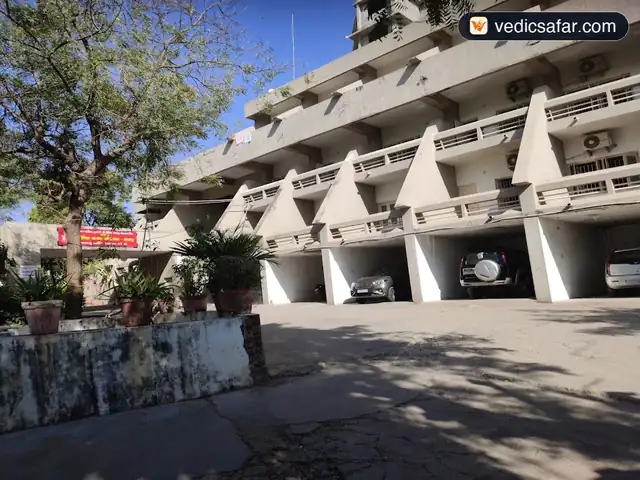 Ambaji Shri Umiya Mataji Pathikashram Bhavan Room
