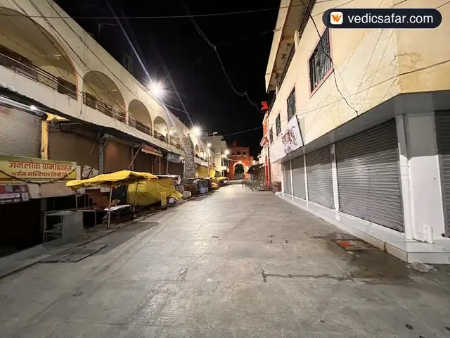 Ambajogai Yogeshwari Yatri Niwas