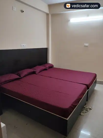 Annapurna Gujarati Guest House Gaya photo 4