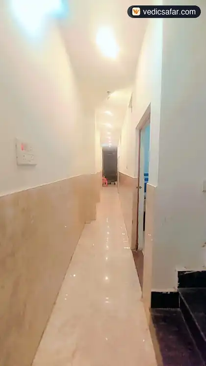 Ayodhya Devansh Guest House photo 2