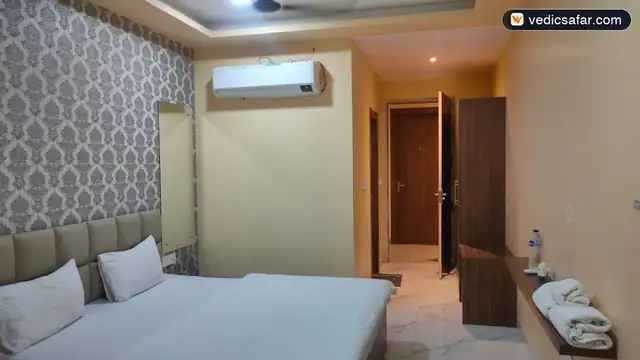 Hotel Janki Palace Ayodhya