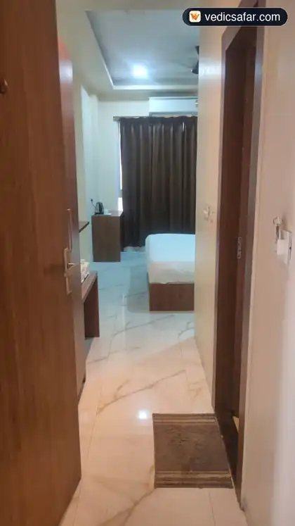 Hotel Janki Palace Ayodhya photo 2