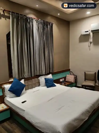 Ayodhya Hotel Raghupati photo 2