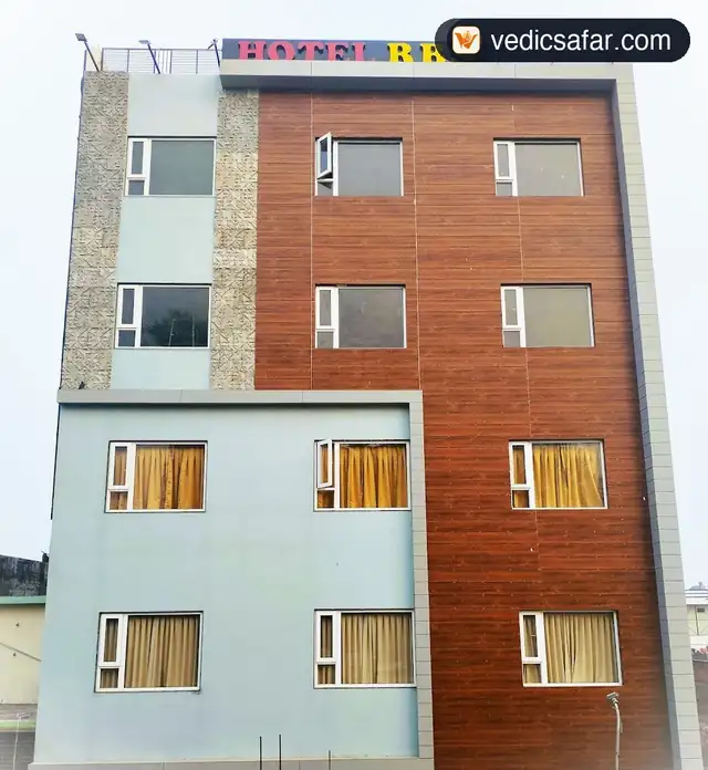 Ayodhya Hotel Rbs and Restaurant