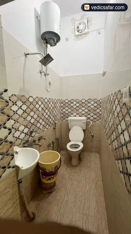 Hotel Vijay Palace Ayodhya photo 3