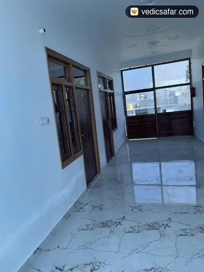 Ayodhya Jai Maa Nanda Devi Guest House photo 4