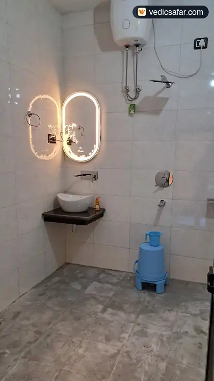 Ayodhya Kanha Guest House photo 4