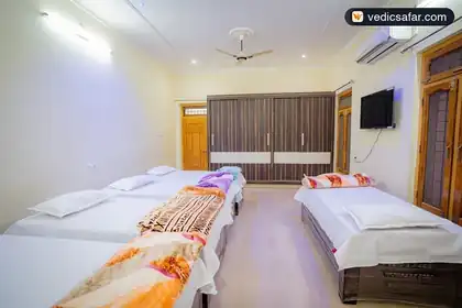 Ayodhya Rameshwaram Iskcon Guest House photo 2