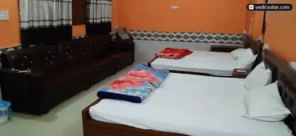 Shastri Bhavan Atithi Niwas Homestay Ayodhya photo 3