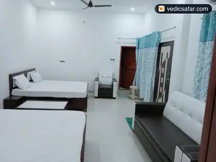 Shastri Bhavan Atithi Niwas Homestay Ayodhya photo 4