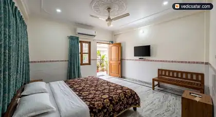 Shri Hari Lodge Ayodhya photo 2