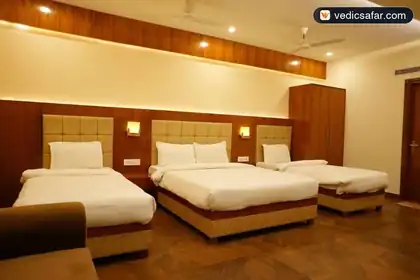 Shri Janki Mahal Trust Ayodhya Room Dharamshala photo 2