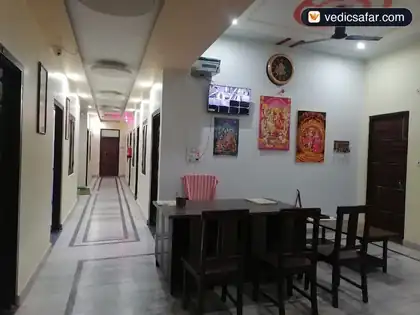 Shri Ram Krishna Mahal Ayodhya photo 5