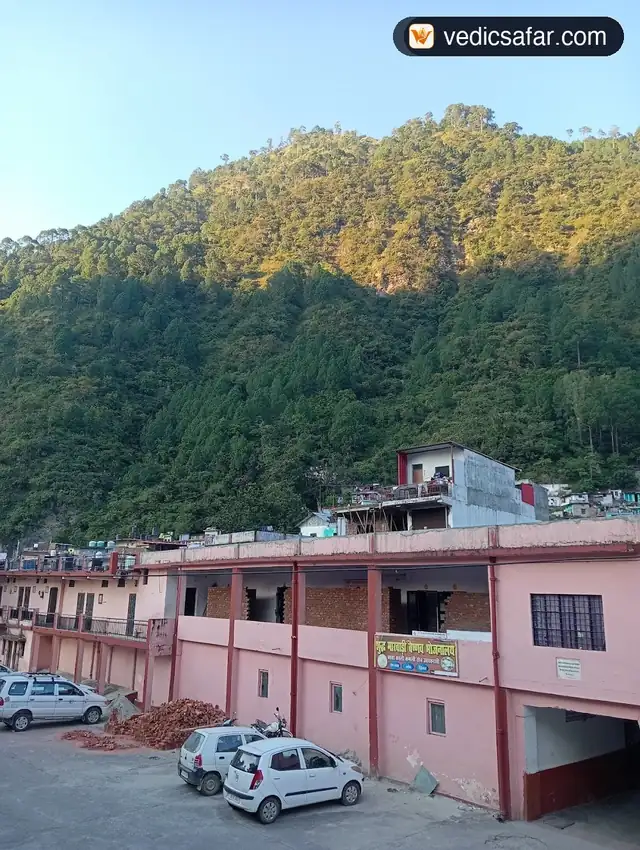 Uttarkashi Baba Kali Kamli Yatrik Nivas Dharamshala