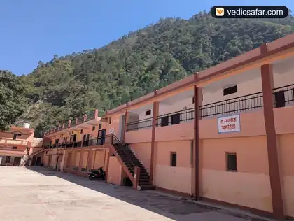Uttarkashi Baba Kali Kamli Yatrik Nivas Dharamshala photo 5