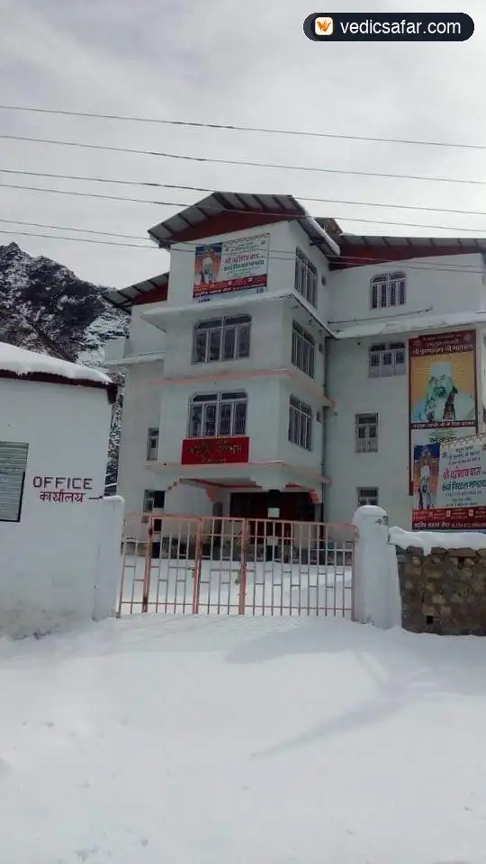 Sadguru Ashram Badrinath