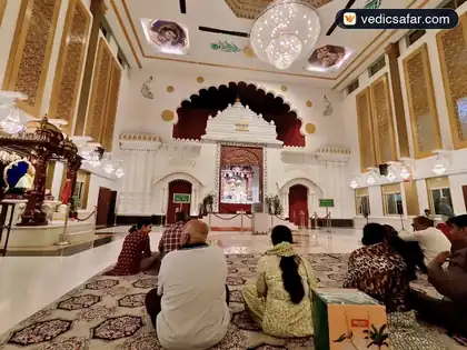 Bhadaj Ahmedabad Hare Krishna Mandir Guest House photo 4