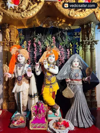 Shree Swaminarayan Mandir Bhisar (Kanpur) photo 4
