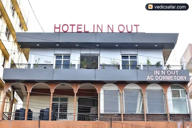 In N Out Dormitory Kutch Bhuj