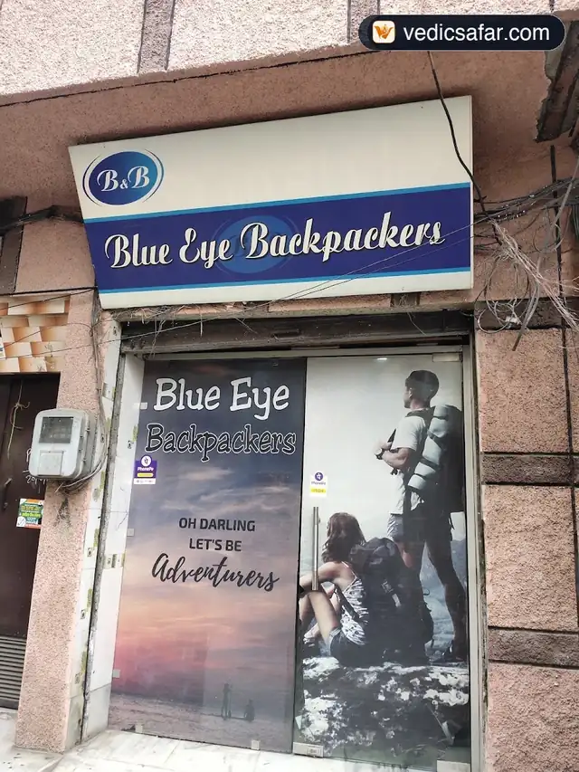 Blue Eye Backpackers