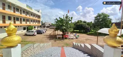 Chotila Navgrah Yatri Niwas photo 2