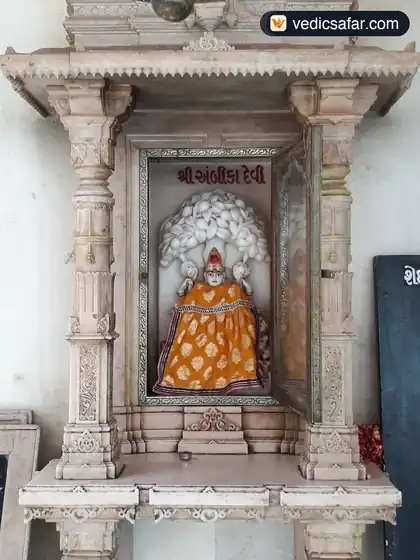 Jain Dharamshala Dabhoi photo 2