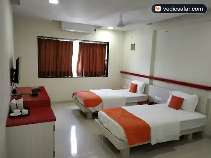 The Grand Hotel Dabhoi photo 2