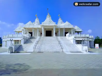 Dada Bhagvan Trimandir (Stop and Stay) Vadodara Dharamshala photo 3