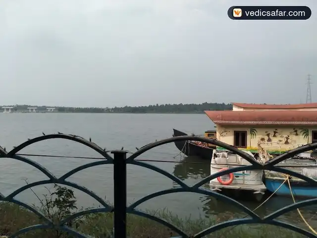 Dindi Haritha Coconut Country Resort Aptdc