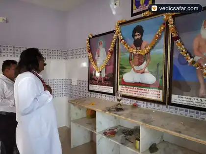 Dwarka Devubhagat Atithi Bhuvan photo 3