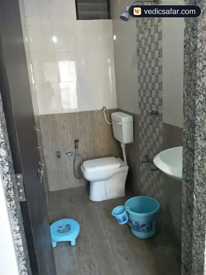Dwarka Hotel Gayatri photo 5
