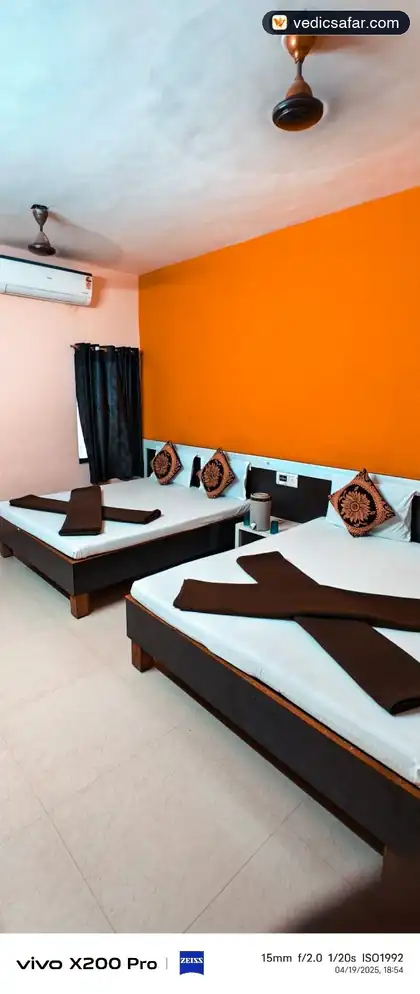 Dwarka Hotel Laxmi photo 4