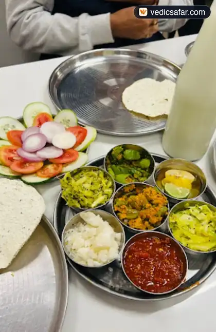 Dwarka Hotel Madhav photo 5