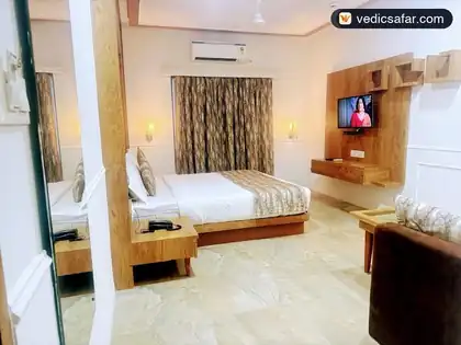 Dwarka Hotel Rajdhani photo 4