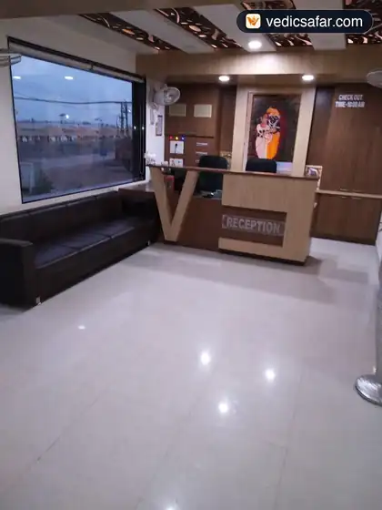 Hotel Shree Vallabh Dwarka photo 3