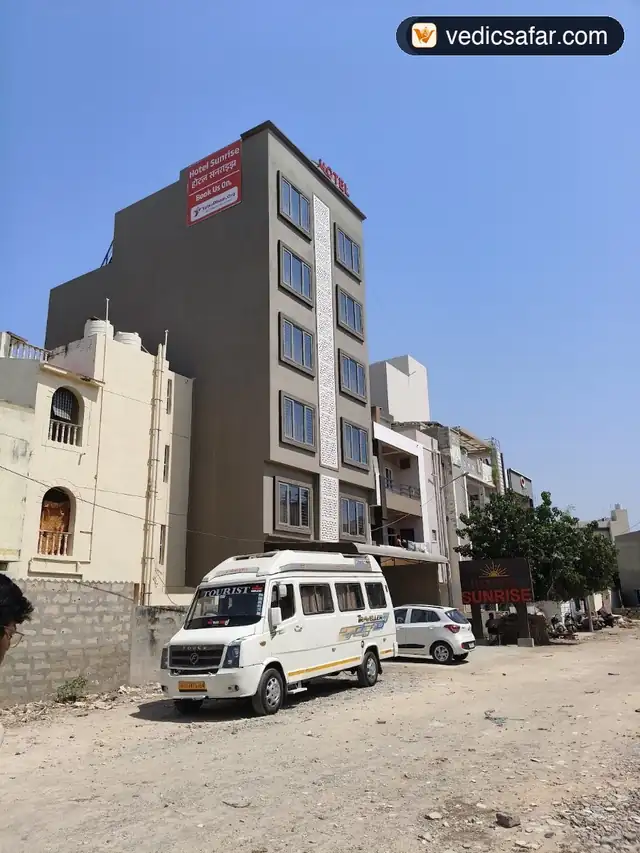 Dwarka Hotel Sunrise