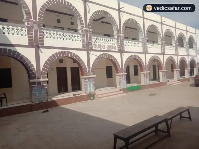 Dwarka Mathura Bhavan
