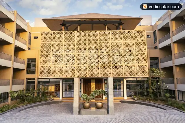 Hotel Pathikashram Gandhinagar
