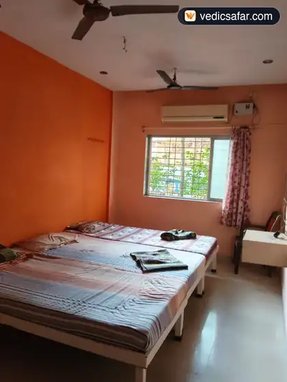 Varad Vinayak Lodge Ganpatipule photo 2